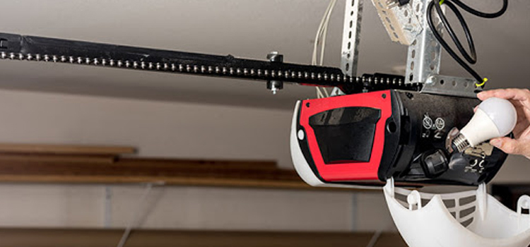 automatic garage door opener repair in Schaumburg, IL